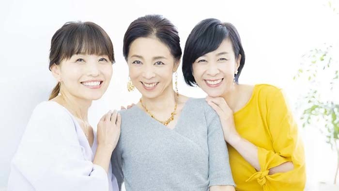 40代女性が笑顔になれる 入れ歯と気づかれない入れ歯を